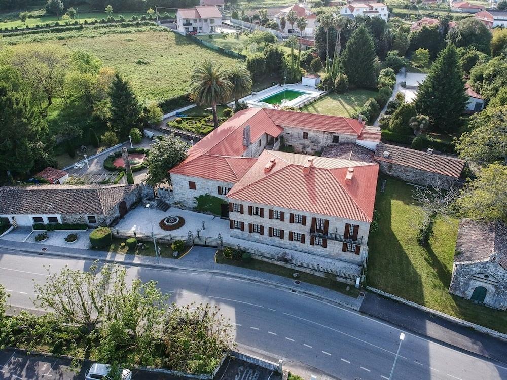 Pazo Revel Hotel & Resort Понтеведра Екстериор снимка